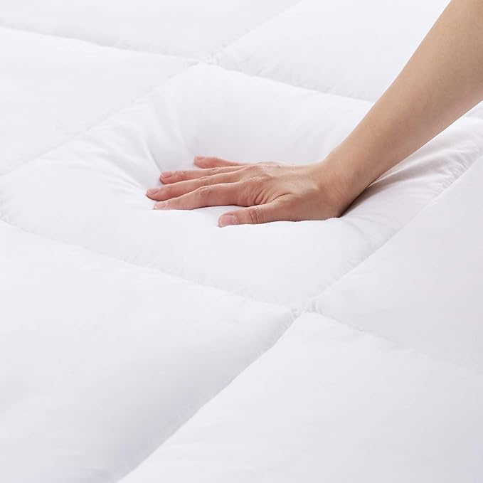 Amazon Basics Soft White Down Alternative Comforter and Duvet Insert with Corner Tabs, Cozy and Heavy, King Size, Warm
