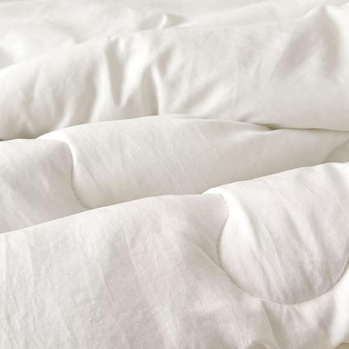 BuLuTu White Down Alternative Comforter Medium Weight Duvet Insert King Size, Soft Breathable Quilted Blankets, All Seasons Bedding Duvet, King, 104x90 Inch, Machine Washable