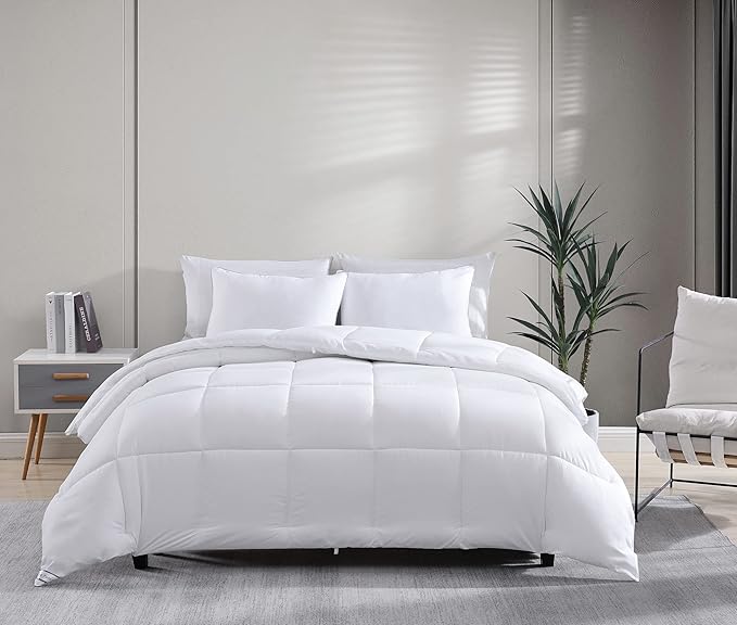 Casa Platino Quilted Bedding Comforter Full Size - Duvet Insert with 8 Tabs - Super Soft, Comfy & Cozy All Season Full Size Comforter - Down Alternative Bed Comforters - 83"x88", White Comforters
