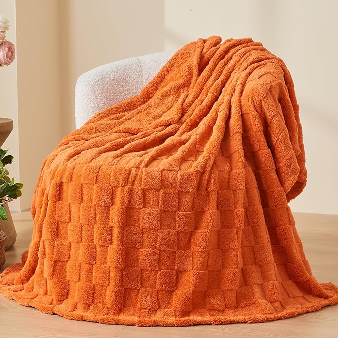 NEWCOSPLAY Super Soft Queen Blanket Orange Premium Silky Flannel Fleece 3D Checkered Lightweight Bed Blanket All Season Use (Orange Checkered, Queen(90"x90"))