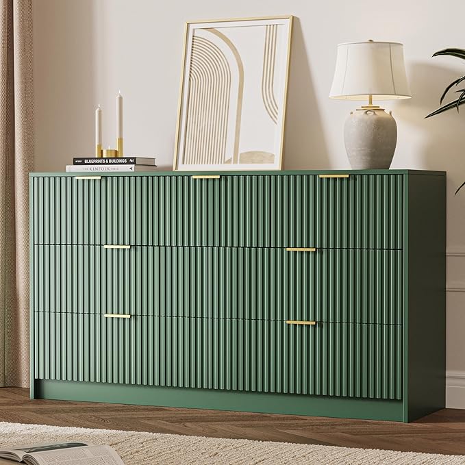 MAISONARIA 3-Piece Dresser Bedroom Set, 7 Drawer Dresser & 3 Drawer Nightstands with Gold Handles, Fluted Wood Chest of Drawers for Bedroom, Living Room, Entryway, Green