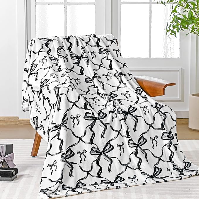 Buryeah Black Bow Throw Blanket Valentine's Day Galentines Day Gifts Preppy Blanket Coquette 50 X60 Flannel Soft Cute Bow Lightweight Aesthetic Room Decor for Women Friends for Sofa Couch Travel Bed