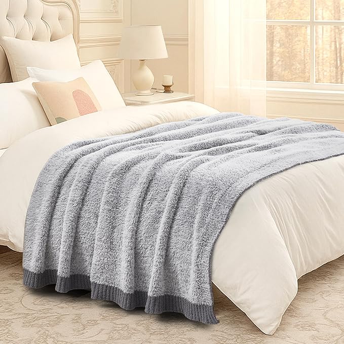 Amélie Home Knit Throw Blanket for Couch, Super Soft Fuzzy Cozy Throw, Giftable Knitted Blanket for Women Men, Birthday, Sofa Bed Living Room Decor, 50" x 60", Heather Grey