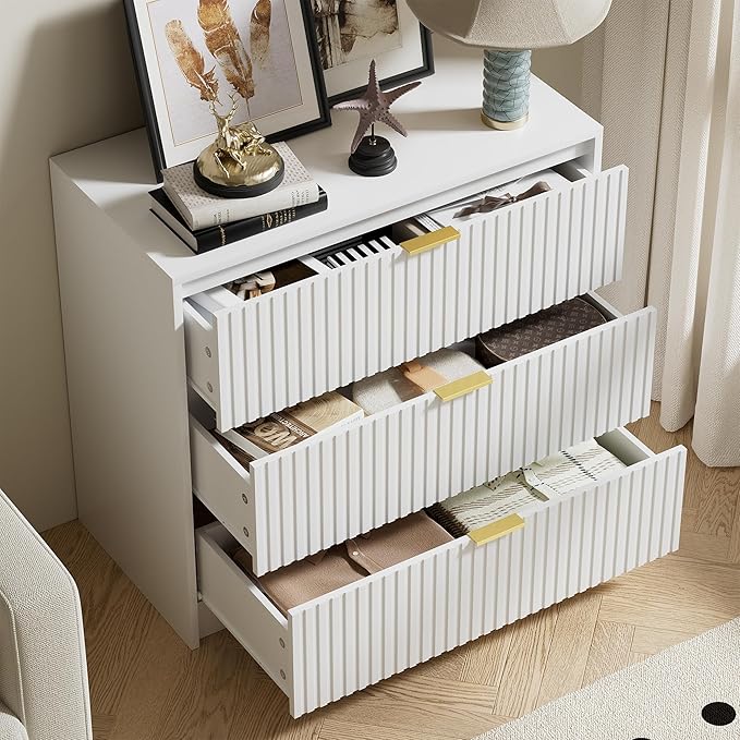 Furniway White Dresser Bedroom Set 3 Pieces, Nightstands Sets of 2, 8 Drawer Dresser with Gold Handles for Bedroom