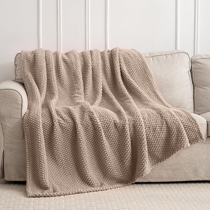 Light Brown 300GSM XL Throw Super Soft Blanket for Couch Sofa Bed Cozy Blankets for Women Girls Cute Fleece Fluffy Blanket for Fall Aesthetic Home Decor,50x70