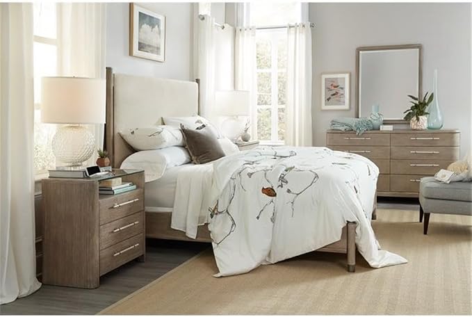Hooker Furniture Bedroom Affinity Three-Drawer Nightstand - Image 2
