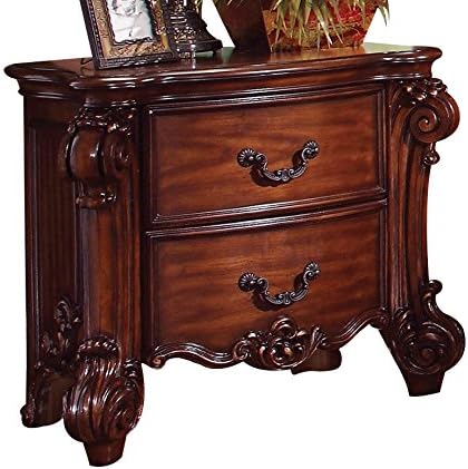 Acme Vendome Bedroom Set with King Bed, Nightstand, Dresser and Mirror