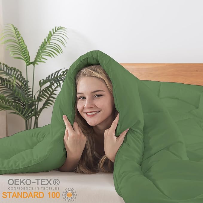 BedTreat Down Alternative Comforter Twin Duvet Insert with Corner Tabs, All Season Quilted Bed Comforter Box-Stitched Twin Comforter Green，Machine Washable Microfiber Bedding