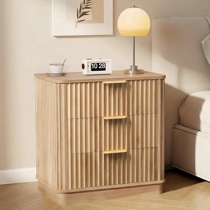 LYNCOHOME 23 inch Wide Fluted Nightstand with 3 Drawers, Modern Curved Bedside Table,Wood Night Stand with Storage,End Table for Bedroom & Living Room,Dresser for Bedroom Living Room,Natural,Oak by LYNCOHOME