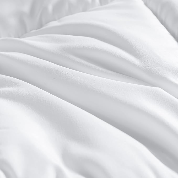Winter Extra Warm White Super King Size Down Alternative Comforter, Heavyweight Fiberfill Comforter Duvet Insert 120x98 with Corner Tabs - Ultra Soft Brushed Microfiber Shell