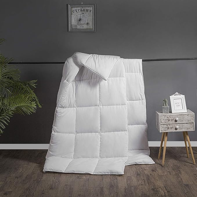 ACCURATEX Duvet Insert King Comforter - 400GSM Fluffy Down Alternative Fill Hotel Collection Heavyweight Comforter,Soft Warm Thick Duvet for Winter, 8 Corner Tabs - Machine Washable,White,104x90