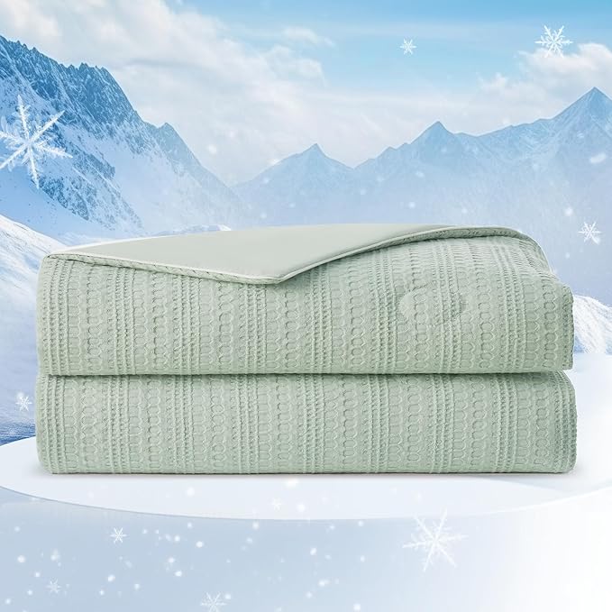 Amélie Home Waffle Cooling Comforter Queen Size, Q-Max 0.45 Reversible Lightweight Cooling Blanket for Hot Sleepers, Breathable Bedding for Night Sweats, 90"x90", Sage Green