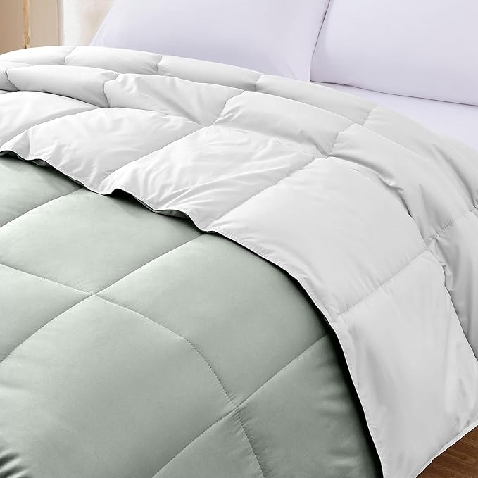 Modern Threads Down Alternative Reversible Comforter White/Gray King