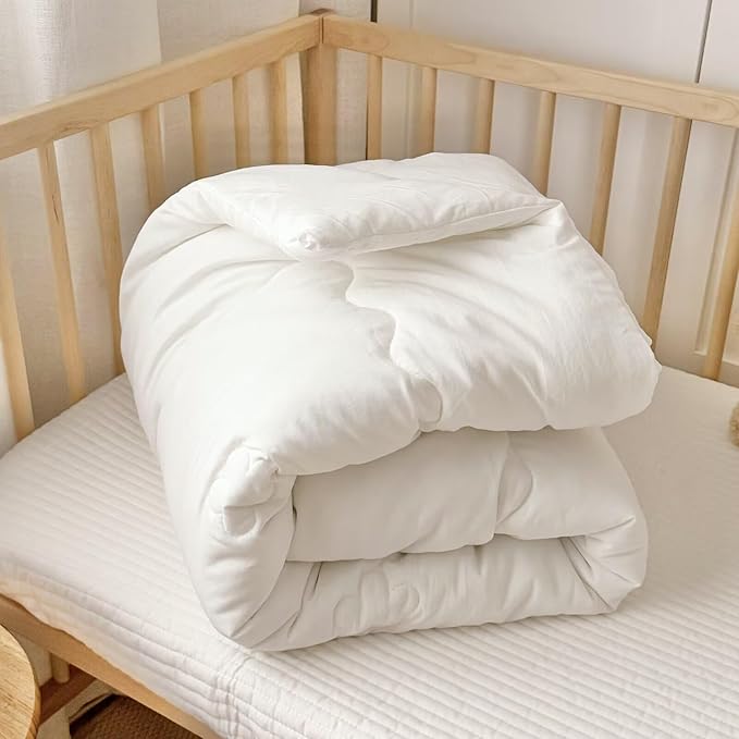 BuLuTu White Duvet Insert Full Size Down Alternative Comforter for All Seasons, Fluffy Bedding for Kids Teens Adults, 78x90 Inch, Light Weight Comforter, 3 Pounds