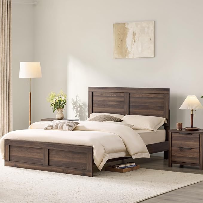 KISLOT 3 Pieces Bedroom Set, Queen Size Wood Platform Bed Frame and 2 Nightstands, Storage Nightstand with Type-C Charging Port, Farmhouse Bedroom Furniture Set