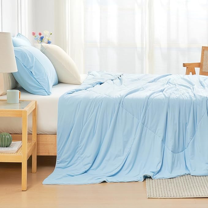 Cozy Bliss Cooling Comforter Twin Size, Cooling Blankets for Hot Sleepers and Night Sweats, Sky Blue Summer Comforter for Twin Size Bed, Breathable Soft Lightweight Silk Smooth