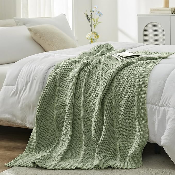 Amélie Home Knit Throw Blanket, Soft Chenille Cozy Breathable Chevron Chunky Decorative Blanket for Couch, Bed & Sofa, French-Inspired Lightweight Warm Gift for Women, Sage Green, 50"x60"