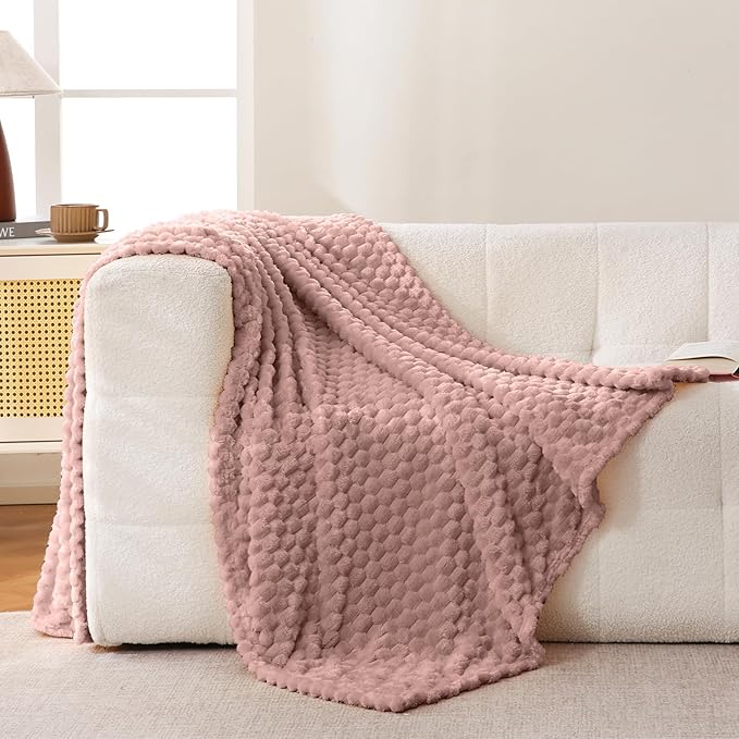 Bnuitland Pink Flannel Throw Blanket (50X70 inches), 300 GSM Fleece Cozy Warm Soft Home Decor Lightweight Bed Sofa Blanket for Adults, Suitable for All Seasons.