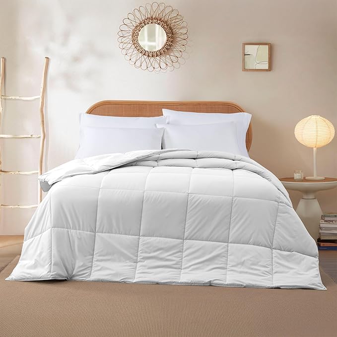 Modern Threads Down Alternative Reversible Comforter White/White Queen