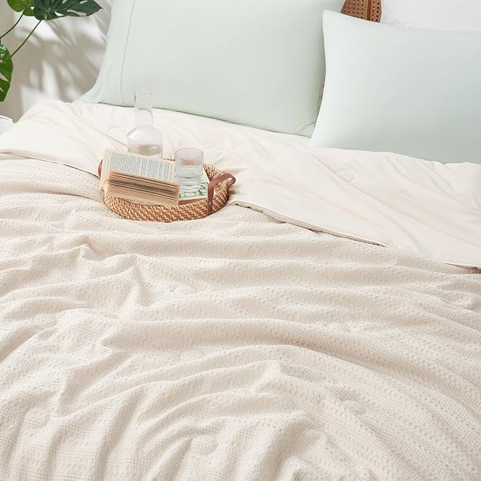 Amélie Home Waffle Cooling Comforter Twin Size, Q-Max 0.45 Reversible Lightweight Cooling Blanket for Hot Sleepers, Breathable Bedding for Night Sweats, 68"x90", Beige