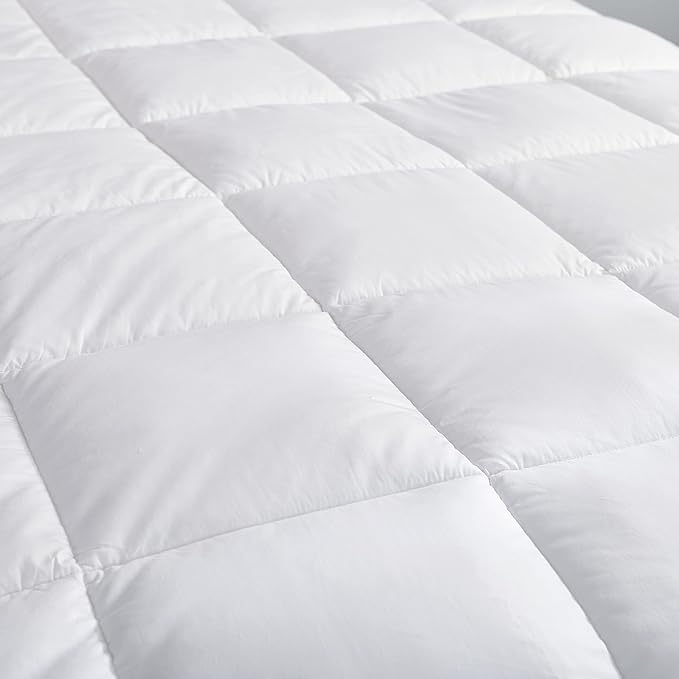 Luxurious Twin/Twin XL Size Hard-to-FIND 65 Oz Fill Weight Goose Down Alternative Comforter, 600 Thread Count 100% Egyptian Cotton Cover, 700 Fill Power, Solid White Color