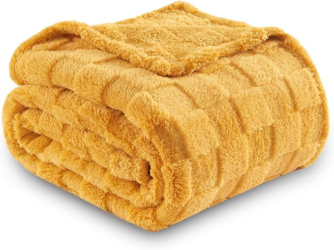 NEWCOSPLAY Super Soft King Blanket Mustard Yellow Premium Silky Flannel Fleece 3D Checkered Lightweight Bed Blanket All Season Use (Mustard Yellow Checkered, King(90"x110"))
