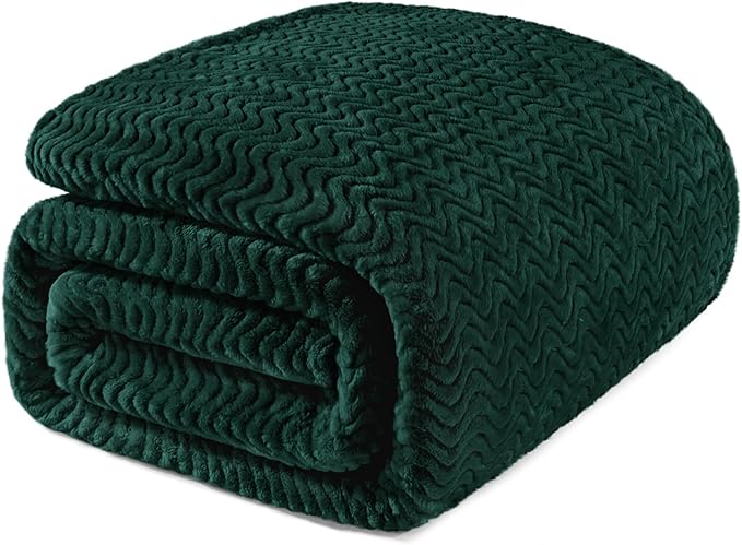 Exclusivo Mezcla King Blanket for Bed, Cozy Lightweight Fleece Blankets for All Season, Decorative Giftable Fuzzy Plush Wave Textured Suitable for Women, Men, Forest Green, 90x104 Inches
