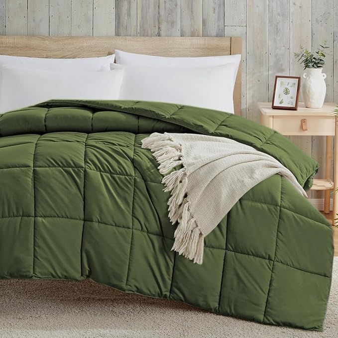Homelike Moment Comforters Queen Size - Olive Green Duvet Insert Down Alternative Bed Queen Comforter, Lightweight Bedding Comforters Full Size Quilted Soft All Season Olive Green