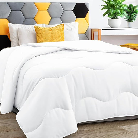 MEELUS Lightweight Comforter Cooling White, All Season Duvet Insert Breathable Full Size Summer Bedding, Soft Microfiber Cool Down Alternative Quilt with Corner Tabs, 82x86 inch