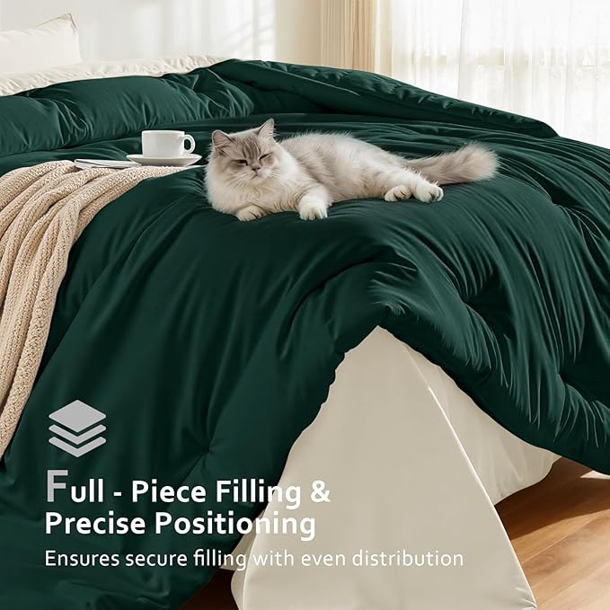 Comforters Oversized Queen Size, All Season Quilted Bed Comforter, Ultra-Soft Down Alternative Duvet Insert with 4 Tabs, Lightweight Bedding Blanket - Machine Washable, Emerald Green
