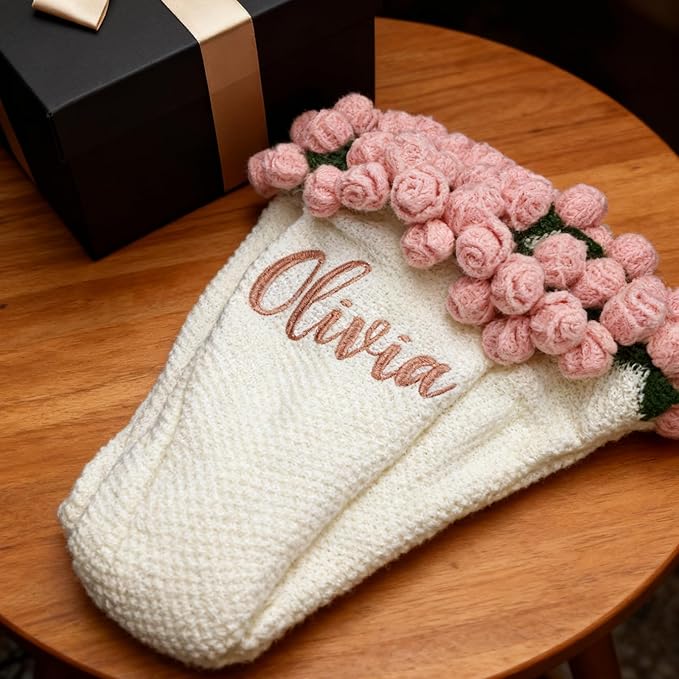 Personalized Handmade Crochet Rose Flower Blanket Bouquet – Custom Name Gift for Mother's Day, Valentine’s Day, Mom or Girlfriend（Pink）