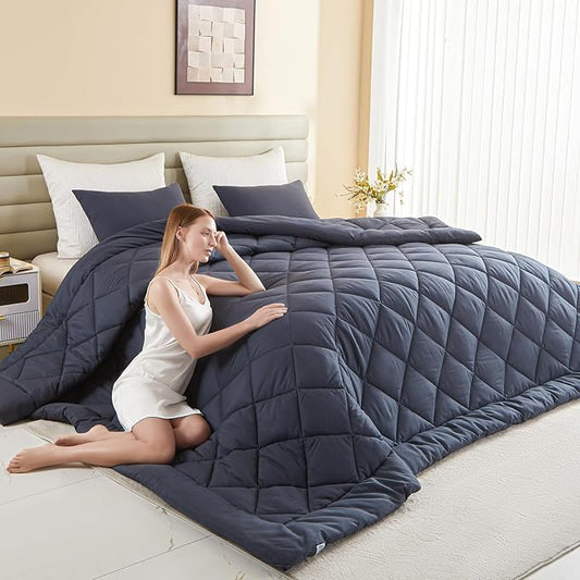 132x120 Alaskan King Comforter, Extra Large King Size Comforter Oversized, All Season Soft Lightweight Quilt Down Alternative Duvet Insert with 8 Corner Tabs(120x132, Grey)