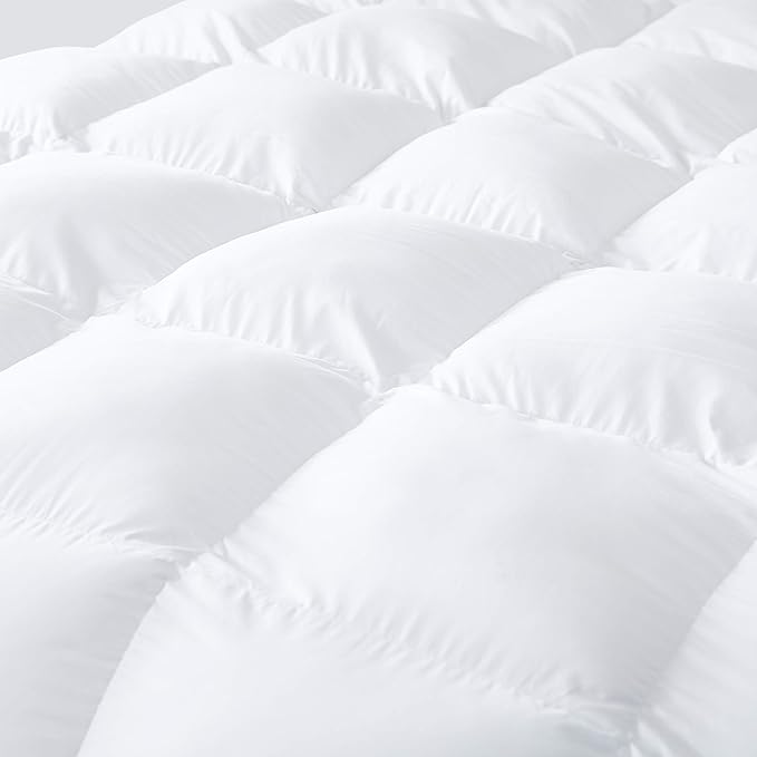 Luxurious 800 Thread Count Hungarian Goose Down Comforter Duvet Insert - King/Cal King Size, 75 oz. Fill Weight, Premium Baffle Box, 100% Egyptian Cotton Cover (White)