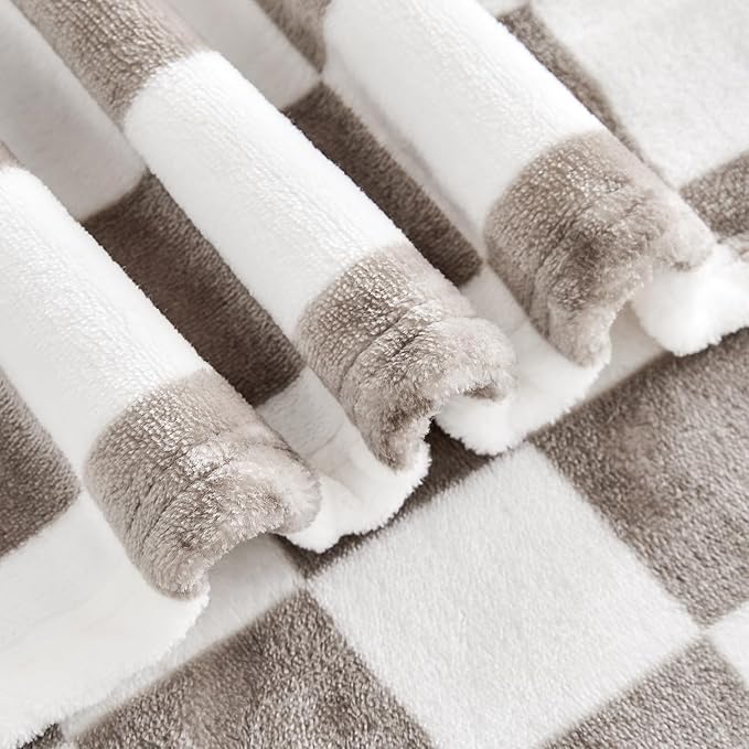 Edenleaf Light Grey Checkered Blanket, Ultra Soft Fluffy Fleece - Checkered Grid Print Throws for Couch Sofa Bed, Cozy Luxury Throw Blanket for All Seasons, 50x60 Inch, Cashmere Smoke
