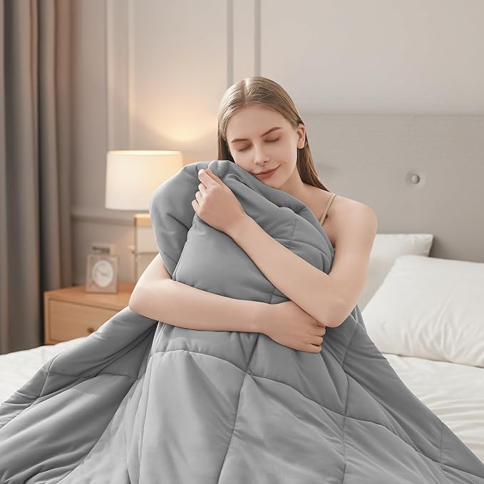 HYLEORY Cooling Comforter Twin Size - Summer Cooling Blanket for Hot Sleepers/Night Sweats, Double-Sided Cold Touch Silky Ice Comforters, Breathable Lightweight Beddings, Cool Gray, 68"x90"
