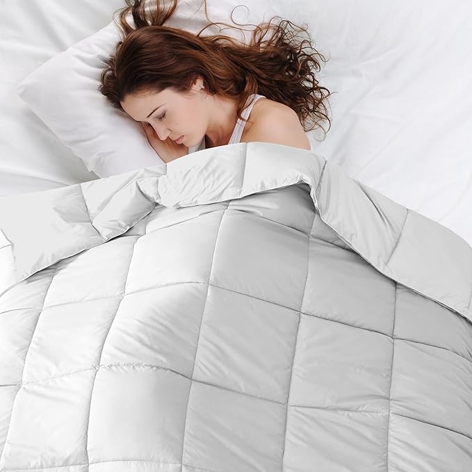 Modern Threads Down Alternative Reversible Comforter White/White King