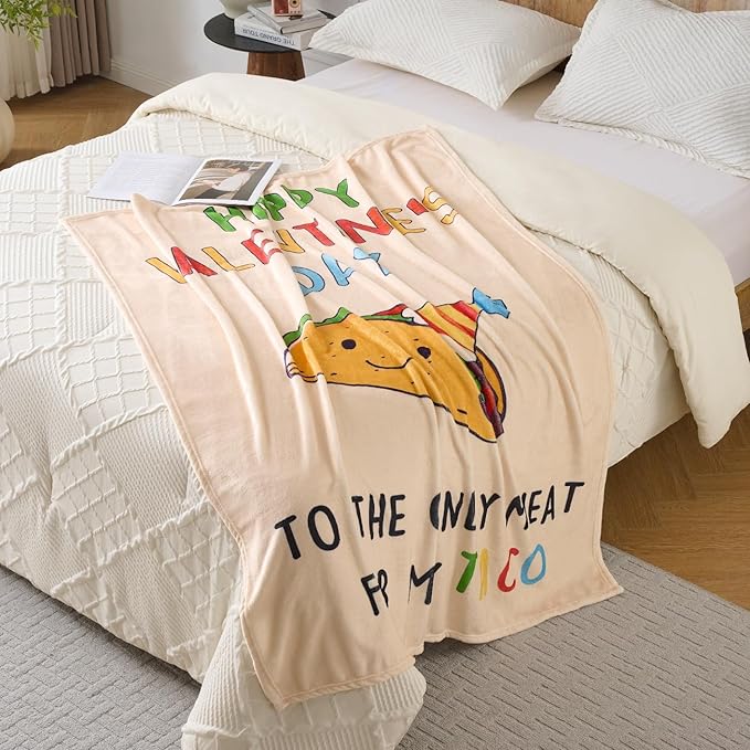 Funny Valentine?€?s Day Gift for Him or Her ?€? Cute Taco Fleece Throw Blanket, Soft & Cozy Romantic Throw for Couples