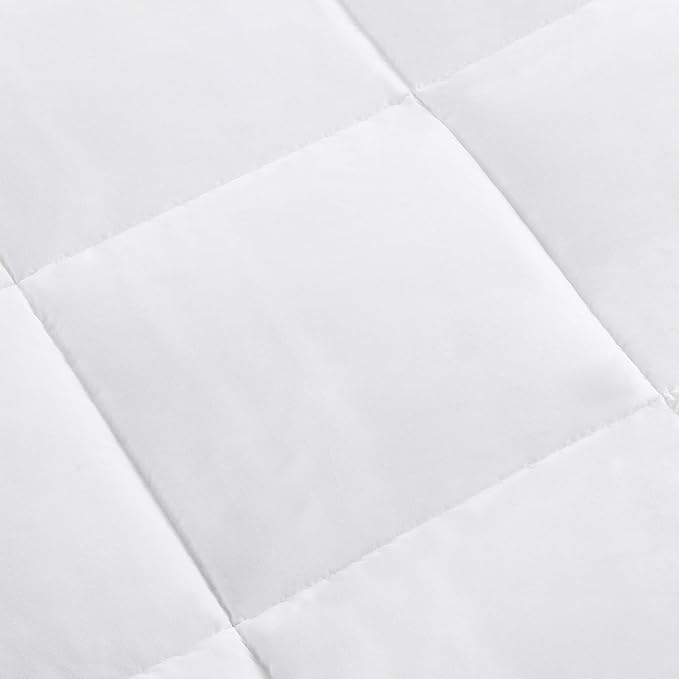 Amazon Basics White Down Alternative Comforter and Duvet Insert with Corner Tabs, Machine Washable, King, All-Season, 102 x 90 inches