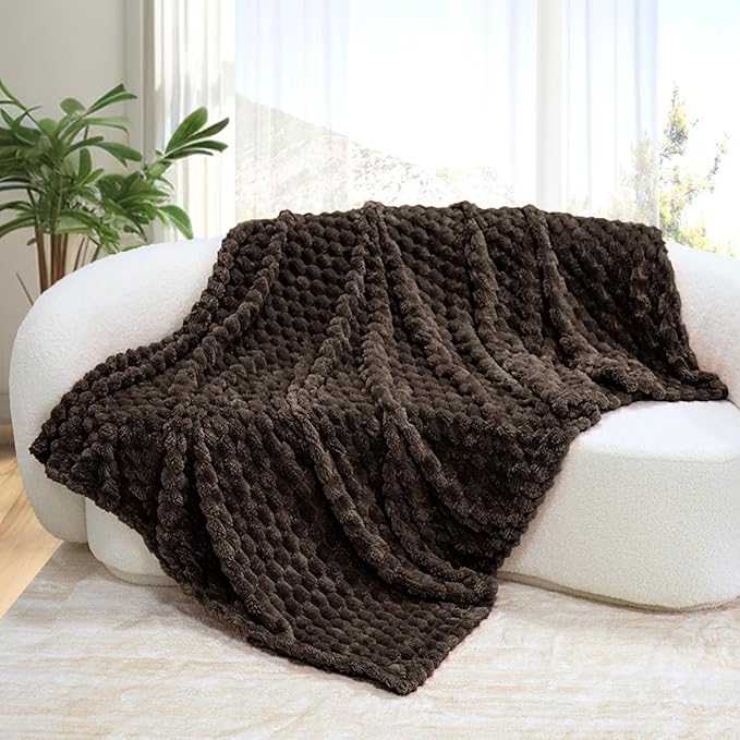 Bnuitland Brown Super Soft Flannel Throw Blanket, 3D Clouds Stylish Jacquard Lightweight Blanket for Bed,Sofa,Couch,Home Decor, 300 GSM Fleece Cozy Warm, Suitable for All Seasons, 50X70 inches