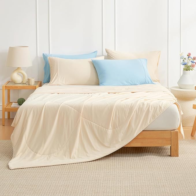 Cozy Bliss Cooling Comforter Queen Size, Cooling Blankets for Hot Sleepers and Night Sweats, Yellow Summer Comforter for Queen Size Bed, Breathable Soft Lightweight Silk Smooth