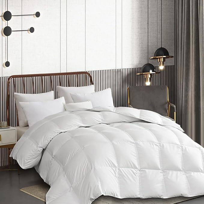 Martha Stewart King Size Goose Down Fiber Comforter, 100% Cotton Duvet Insert King, 1cm Breathable Panel Hotel Luxury Hypoallergenic Comforter 50oz All Season Medium Warmth 106x90