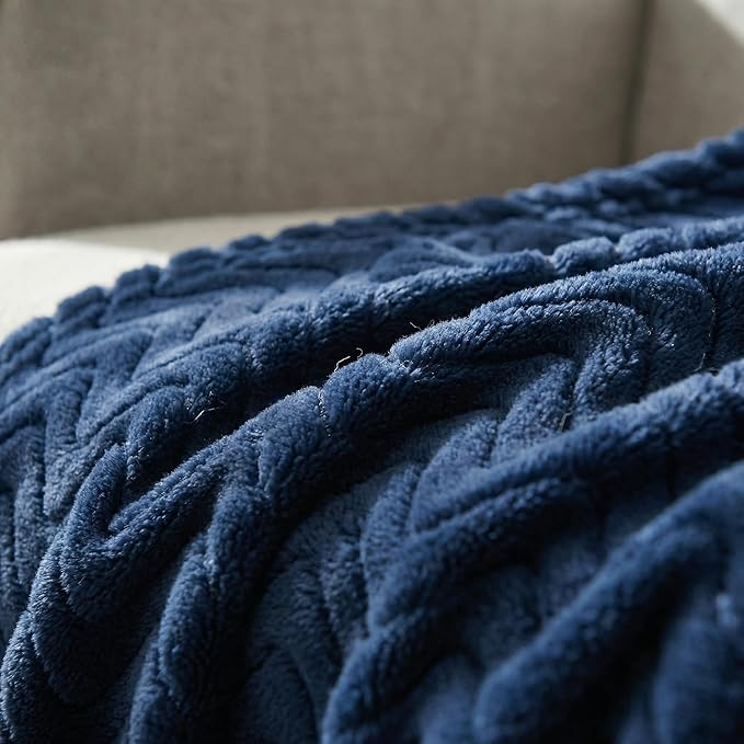 Exclusivo Mezcla Twin Blanket for Bed, Cozy Lightweight Fleece Blankets for All Season, Decorative Giftable Fuzzy Plush Wave Textured Suitable for Women, Men, Navy Blue, 90x66 Inches