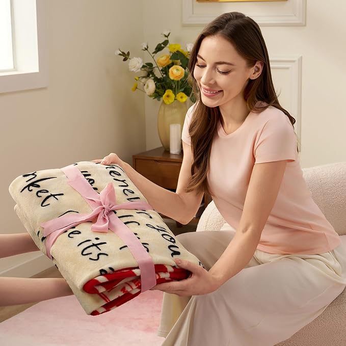 Joiedomi Mothers Day Blanket Gifts for Mom Birthday Gifts Soft Flannel Blanket for Mom Grandma from Daughter Son 50" x 60" Red