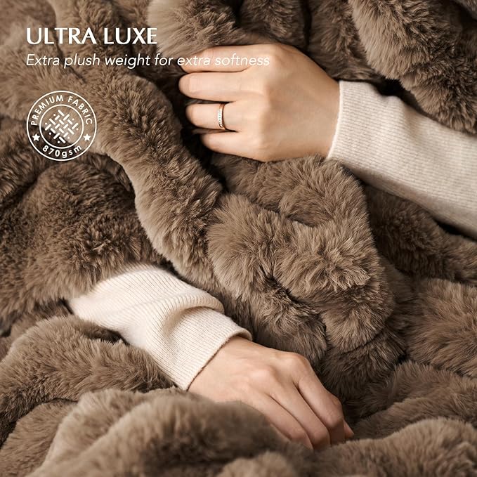 EverGrace Ultra Soft Luxury Fluffy Faux Rabbit Fur Throw Blanket, Thick Warm Bubble Throw for Bed, Cozy Plush Reversible Blankets for Couch, Chair, Sofa, Natural Tan, 50x60 Inches