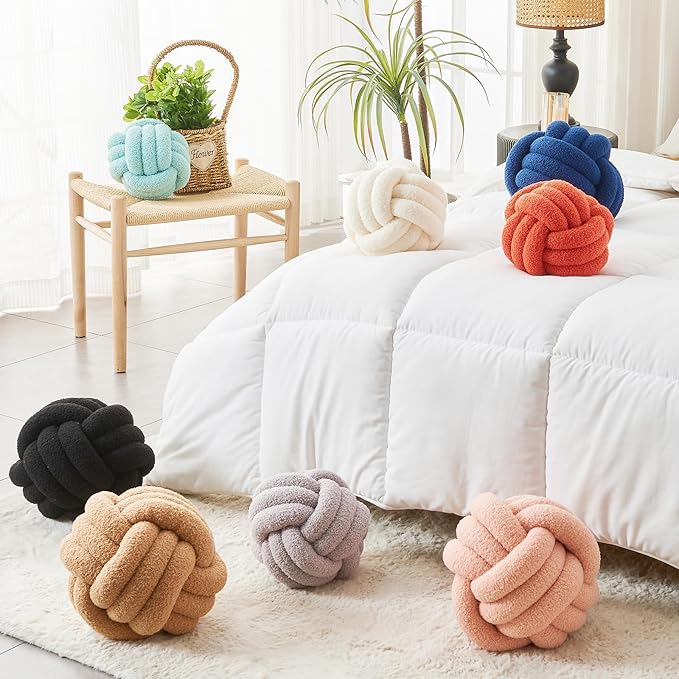 LUSJNGE Decorative Throw Knot Pillow Ball for Home Chair Sofa Couch Bed Aesthetic Round Decor Pillows Lambswool Knotted Pillow Cushion (Ivory White, 13 inches)