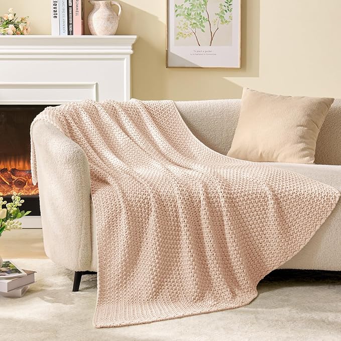 BEDELITE Chunky Cable Knit Throw Blanket, Acrylic Chunky Knitted Blankets, Super Soft Cozy Woven Pink Twin Blanket for Sofa Couch Bed Room Home Decor, Gift for Women, 60"x80"