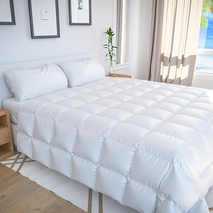Bamboo Bay All Season King Size Comforter, 100% Viscose Made from Bamboo, Soft Quilted Down Alternative Duvet Insert with Corner Tabs, Breathable Cooling Bedding, 94 x 104 Inch