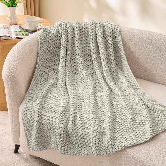 BEDELITE Chunky Cable Knit Throw Blanket, Acrylic Chunky Knitted Blankets, Super Soft Cozy Woven Grey Twin Blanket for Sofa Couch Bed Room Home Decor, Gift for Women, 60"x80"