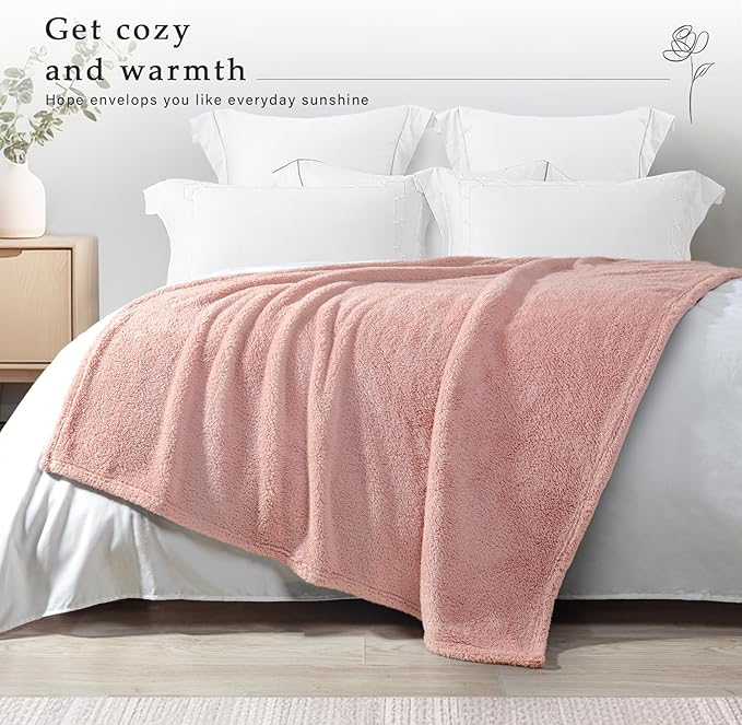 Exclusivo Mezcla Soft Fleece Throw Blanket for Couch, Super Soft Velvet Plush Fleece Blankets, Fuzzy Cozy and Warm for Winter, 50x60 Inches, Pink