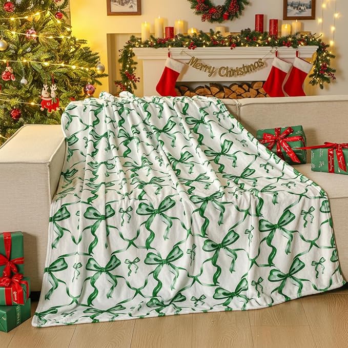 Buryeah Green Bow St. Patrick's Day Throw Blanket St. Patrick's Day Gifts Preppy Blanket Coquette 50" x 60" Flannel Soft Cute Bow Lightweight Aesthetic Room Decor for Women Friends for Sofa Couch Bed